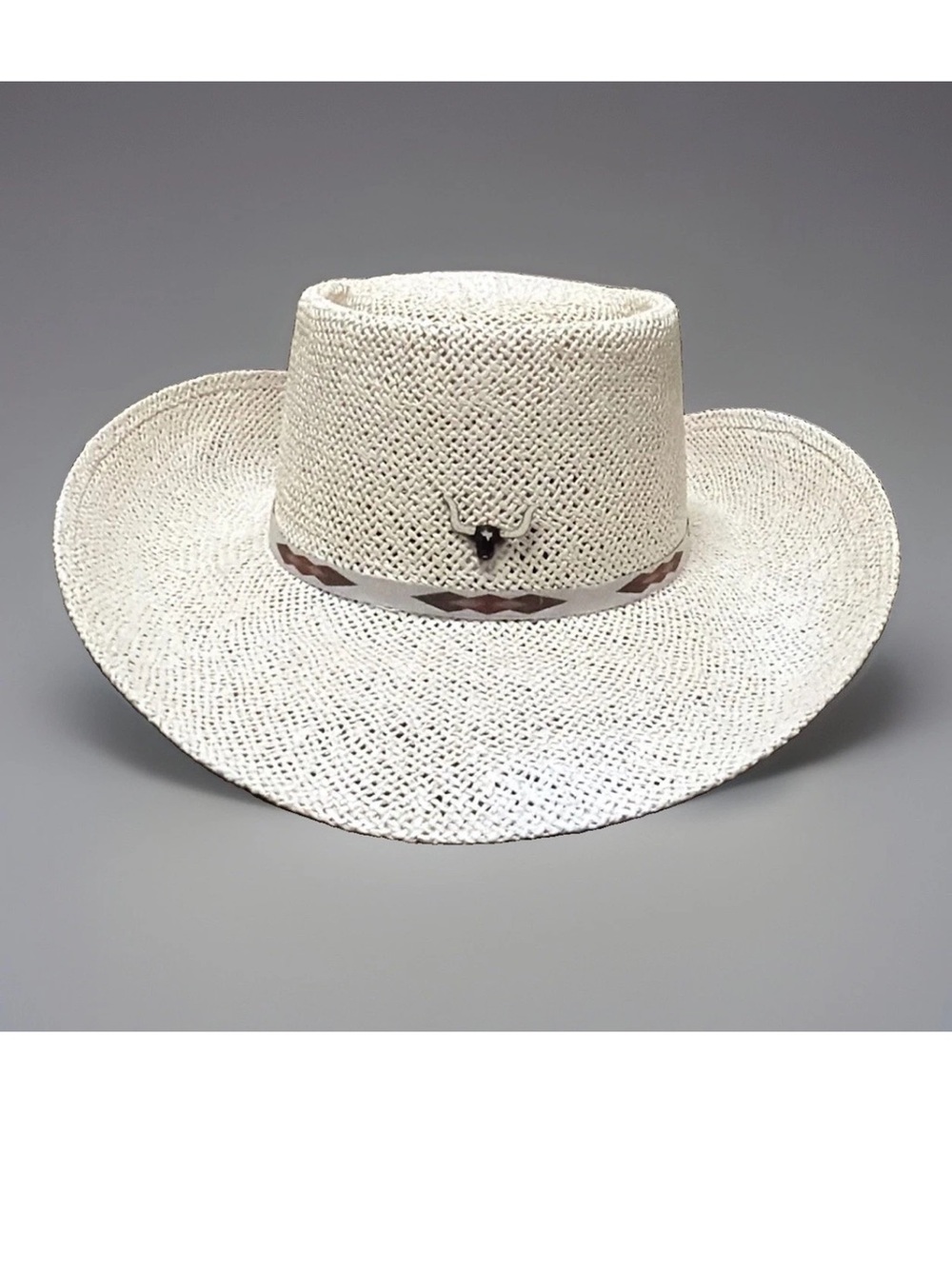 Larry Mahan Collection by Milano Hat Co.White Straw Cowboy Hat Bull Emblem 7 1/8